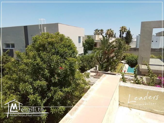 A vendre chez notre agence LEADERS_IMMO une villa  situé au LAC1.