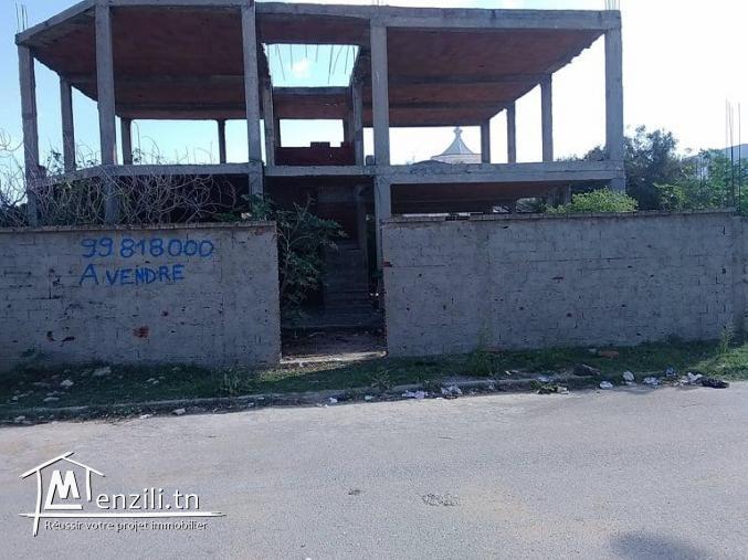 A VENDRE MAISON EN CONSTRUCTION 340m² ERRIADH