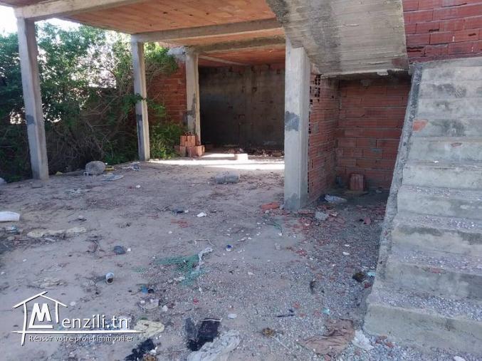 A VENDRE MAISON EN CONSTRUCTION 340m² ERRIADH