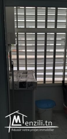 joli appartement s+3 situé à soukra