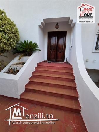 RDC de Villa Aguz à Louer d'Ennasr