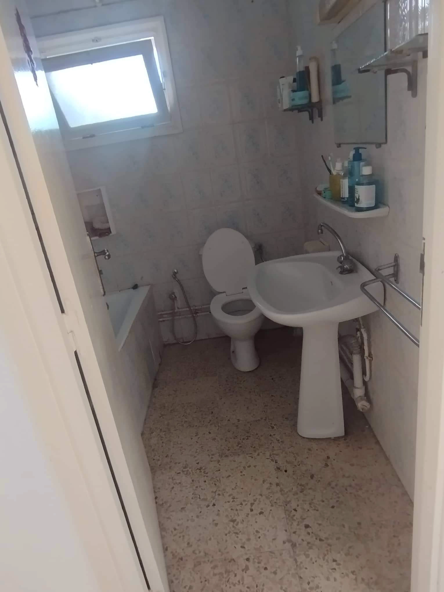 À vendre s+3 à el mourouj 1