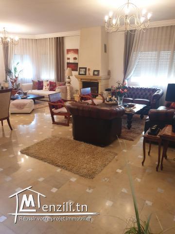 Belle villa, haut standing