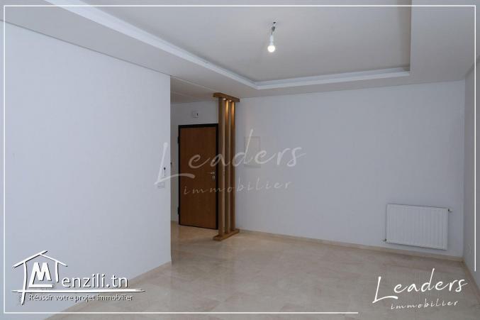 À vendre un appartement S+2 situé à L AOUINA