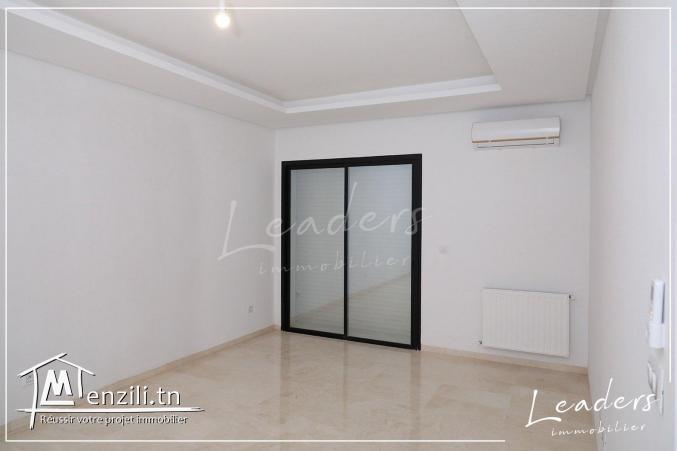 À vendre un appartement S+2 situé à L AOUINA