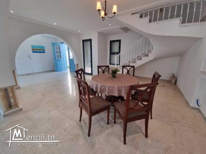 Villa EUPHRAISE(Réf: L2627)