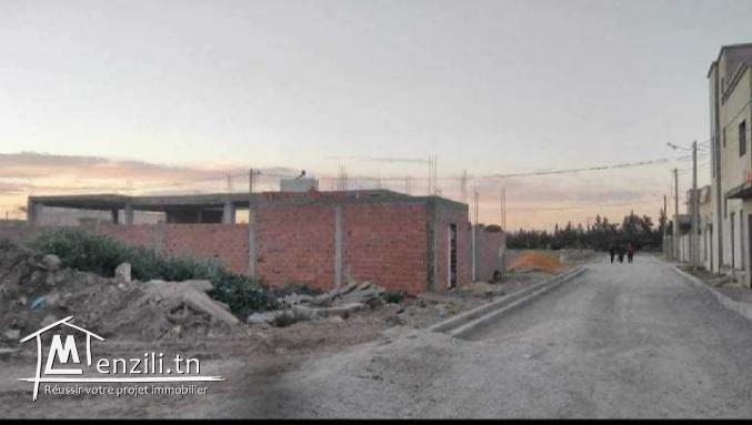 أرض سكنية صالحة للبناء بزاوية مرناق
