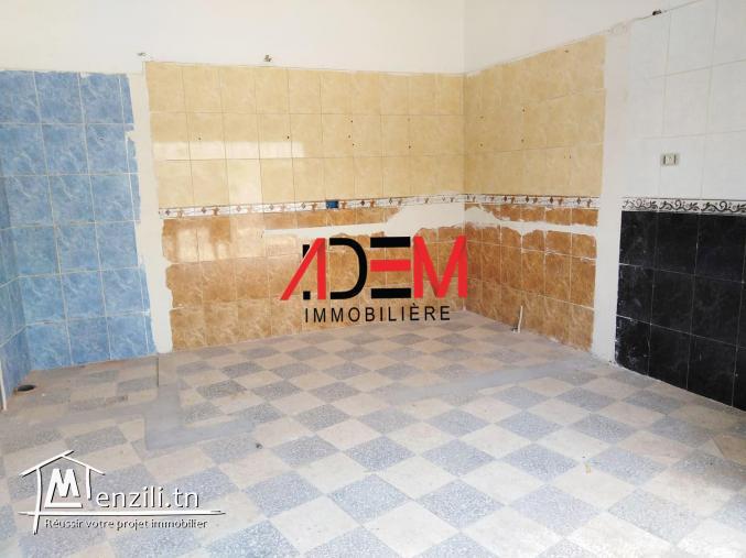 Dépôt de 300m² bien situé à Zaouit Sousse