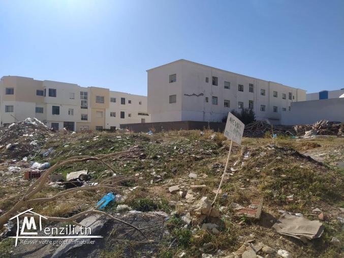 Terrain à jardins d'el menzah 2