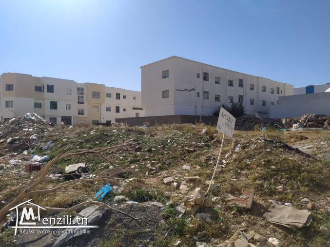 Terrain à jardins d'el menzah 2