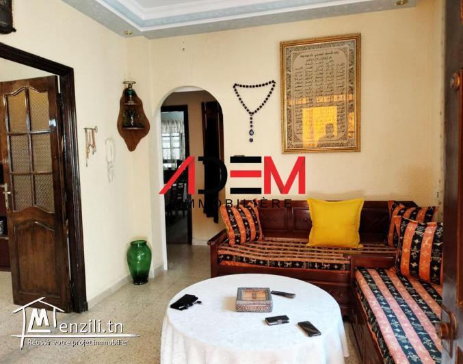 Maison bâtie sur un terrain de 391 m²