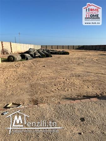 Dépôt valntino A Vendre a sfax