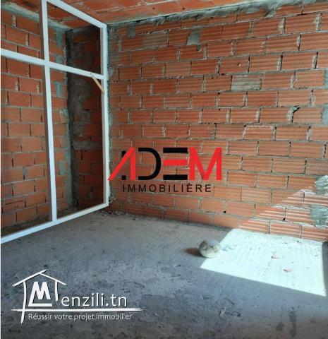 Petit immeuble de type R2 inachevée