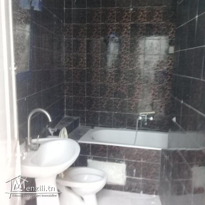 Pour location maison à cité intileka