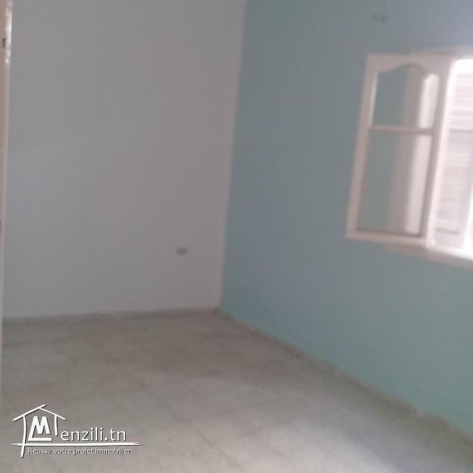 Pour location maison à cité intileka