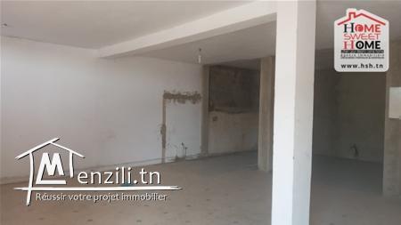 Dépôt garcia à louer à chotrana 3