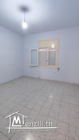 Villa de 186m2 ds un terrain AFH de 430m2 à Cité Elons Sakiet Ezzit