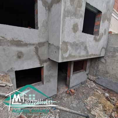 VT682:Maison inachevée 260 m²  à cité riadh kelibia