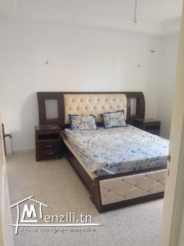 maison de 2 étages avec garage