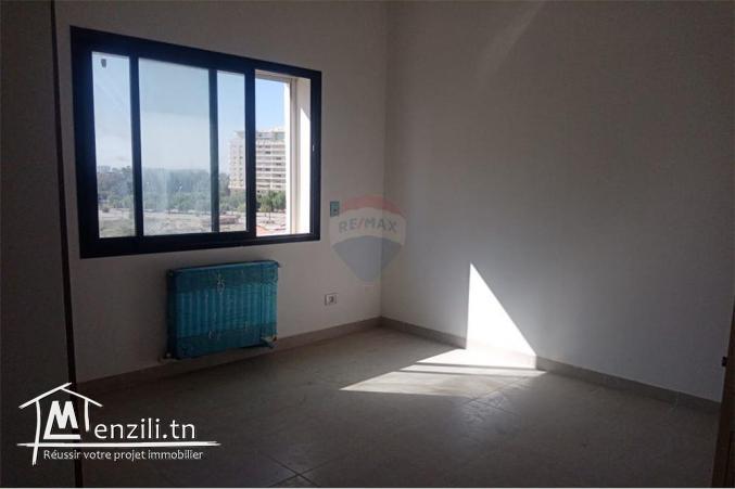 A vendre un appartementS+3 aux jardins de Carthage