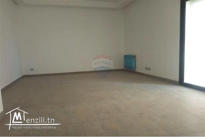 A vendre un appartementS+3 aux jardins de Carthage