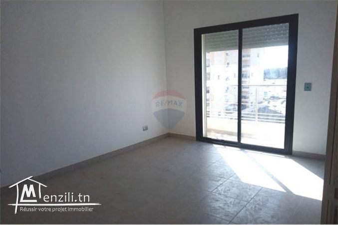 A vendre un appartementS+3 aux jardins de Carthage
