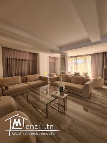 Une luxe étage de villa à chatt mariem à louer