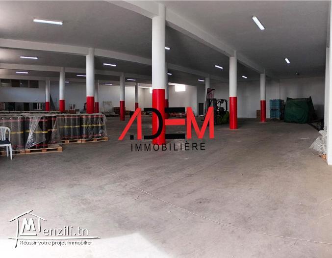 Usine de 1700m² couvert