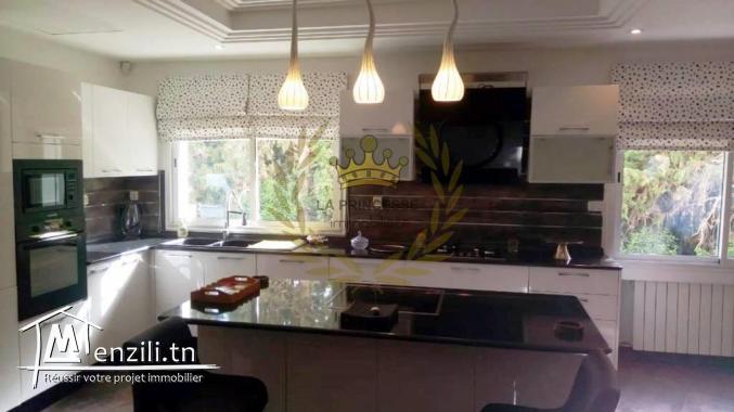 Location – Villa jumelée S+3 à Gammarth touristiqu