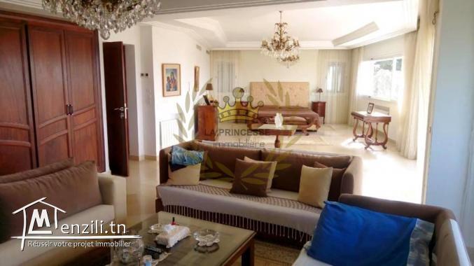 Location – Villa jumelée S+3 à Gammarth touristiqu