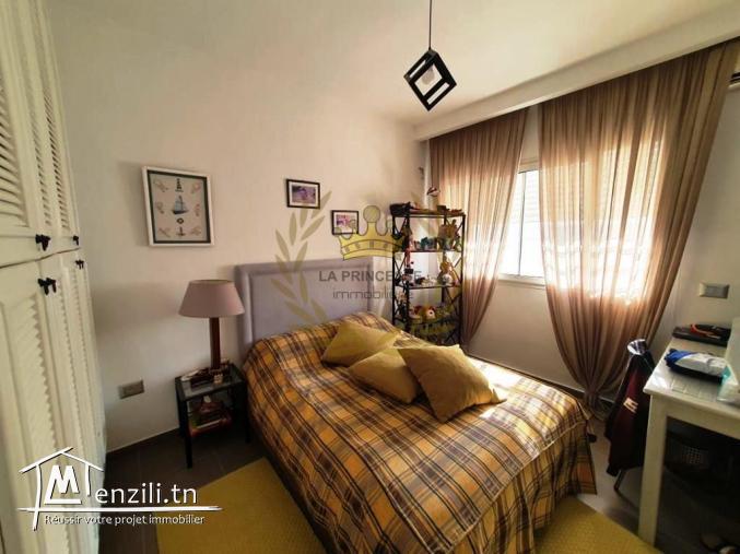 Vente - Duplex S+4 ave piscine à la Marsa