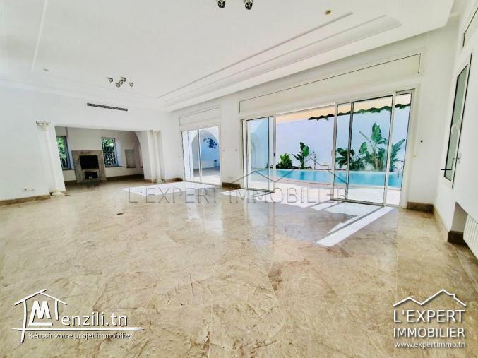 Villa S+5 avec piscine à la marsa