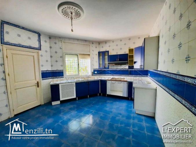 Villa plain pied à Gammarth Supérieure