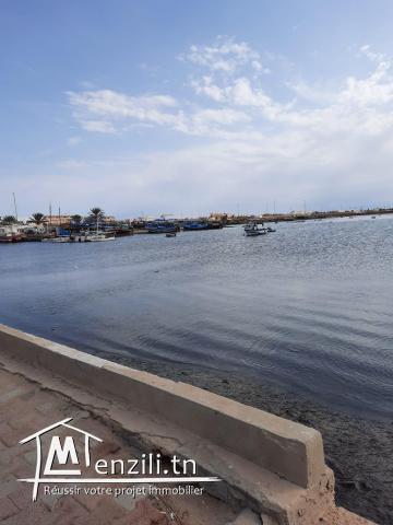 À saisir terrain zone urbaine 2100m2 87000dt