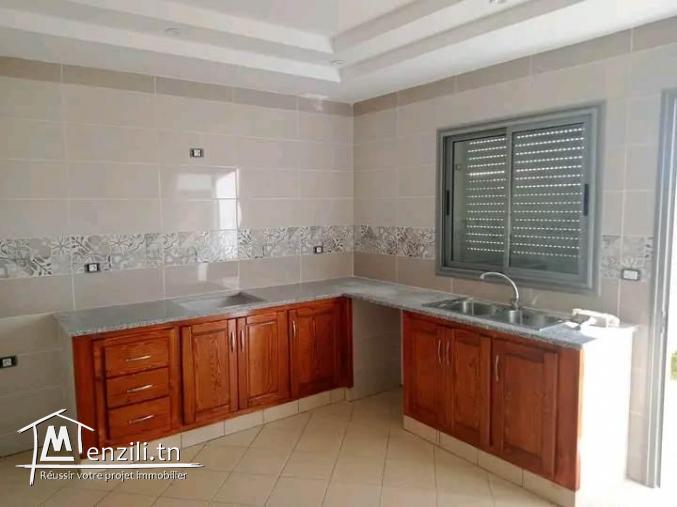 une villa de luxe s+3 à el Haouaria plage