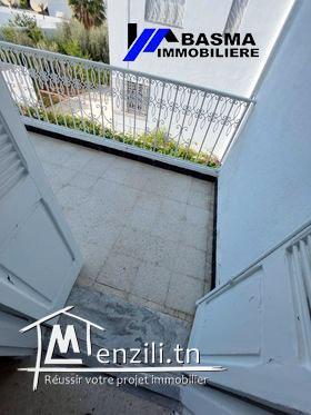 Un étage de villa S+3 à louer à Jawhra