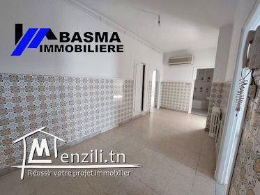 Un étage de villa S+3 à louer à Jawhra