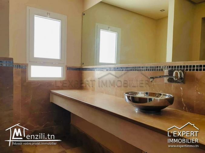 Villa moderne à Gammarth supérieure