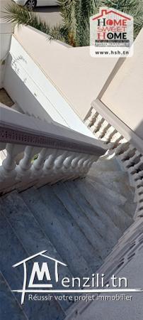 Etage de villa Sienne à Louer à Khaireddine