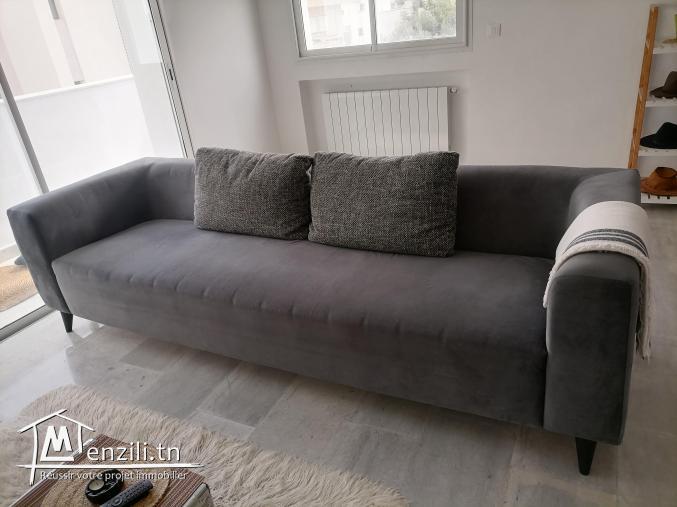 A louer un spacieux s+2 meublé dans une résidence à la marsa