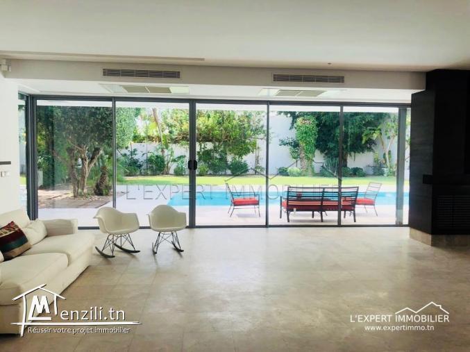 Villa haut standing avec piscine à Carthage