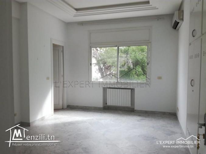 Appartement vue sur mer à la marsa