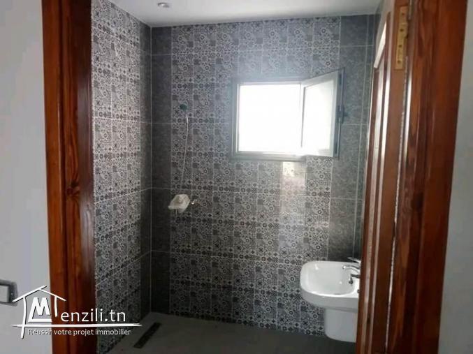 une villa du luxe s+3 à plage El Haouaria