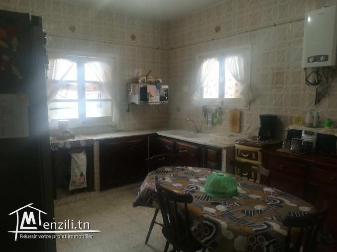 Très bel appartement de taille moyenne