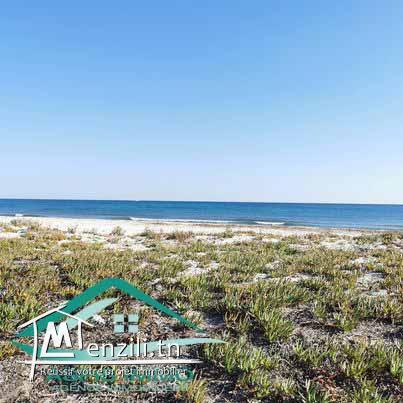 VT761 Terrain pieds dans l’eau à plage Ain grinz kelibia