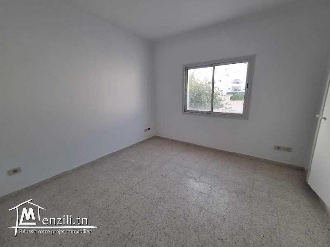 Bureau ANCOLIE(Réf: L2685)