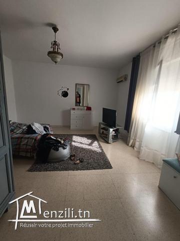 A vendre une villa jumelée Ennaser 1