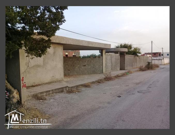 Grande villa inachevée Mornag