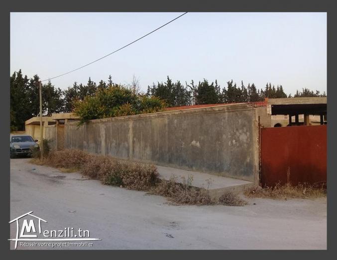 Grande villa inachevée Mornag