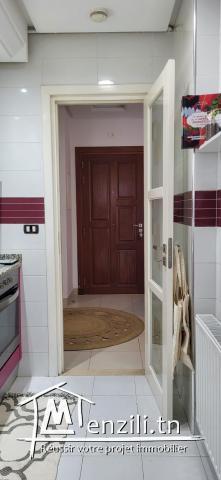 S+1 AVEC PLACE DE PARKINK au 1er étage d'une résidence fermée avec 2 Ascenseurs